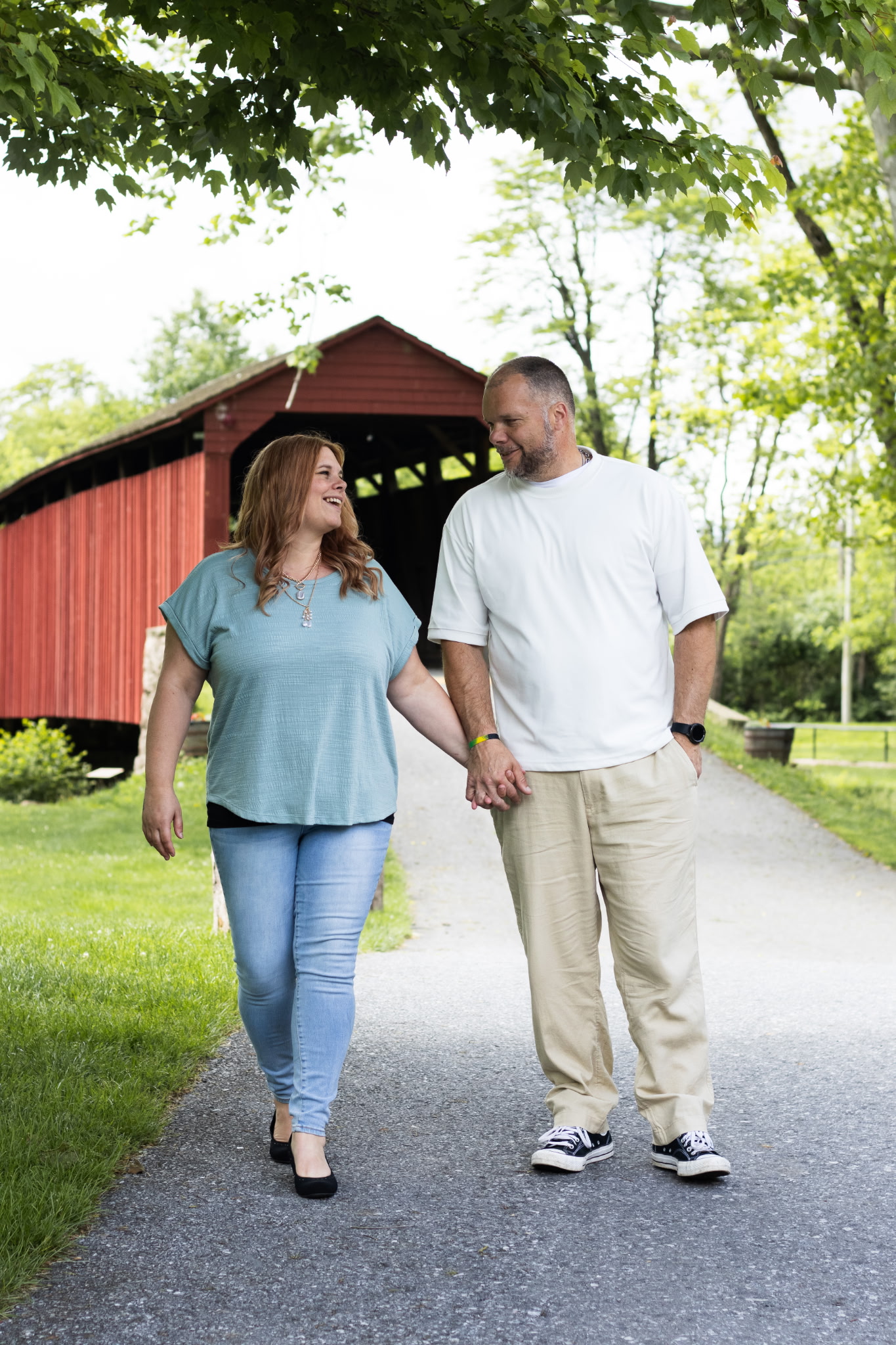 Picture of Laura and her husband Josh.